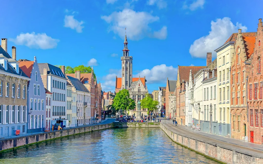 From Amsterdam: Full-Day Bruges Guided Tour Image 10