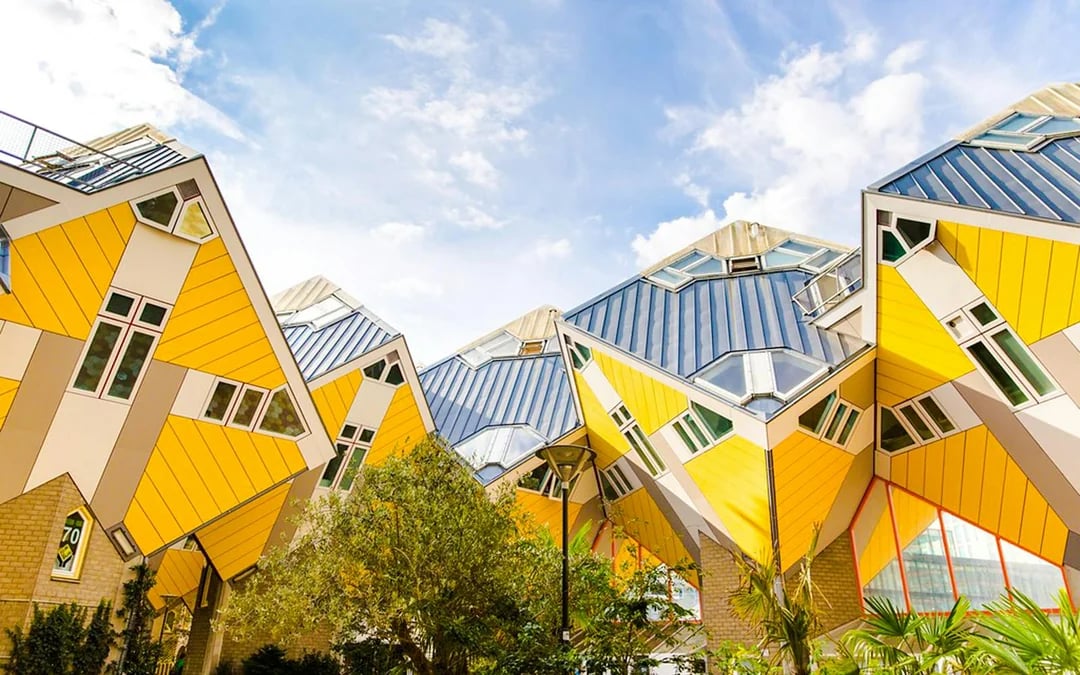 From Amsterdam: Rotterdam, Delft & The Hague Full-Day Tour with Entry to Royal Delft Image 2