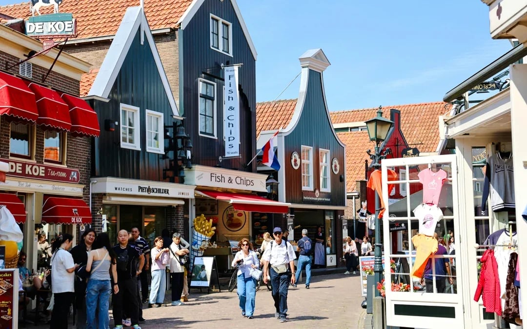 From Amsterdam: Volendam Harbour & Cheese Farm Tour Image 11