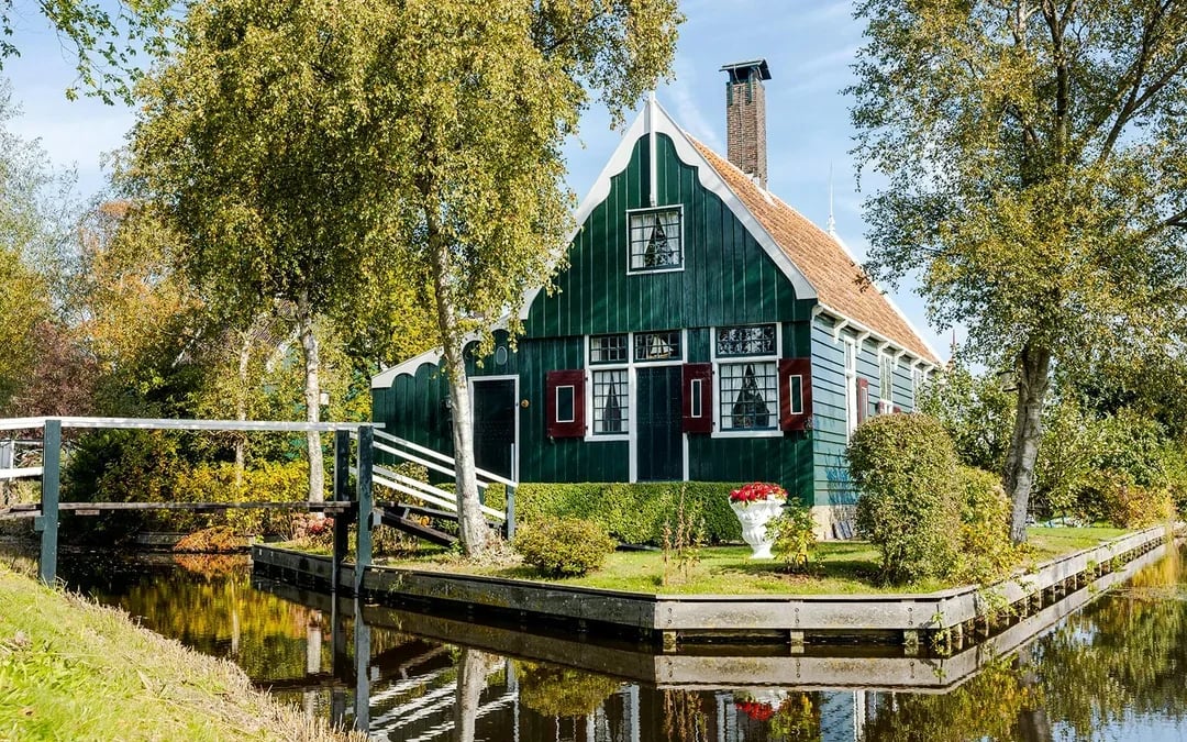 From Amsterdam: Zaanse Schans & Cheese Tasting Guided Tour Image 3