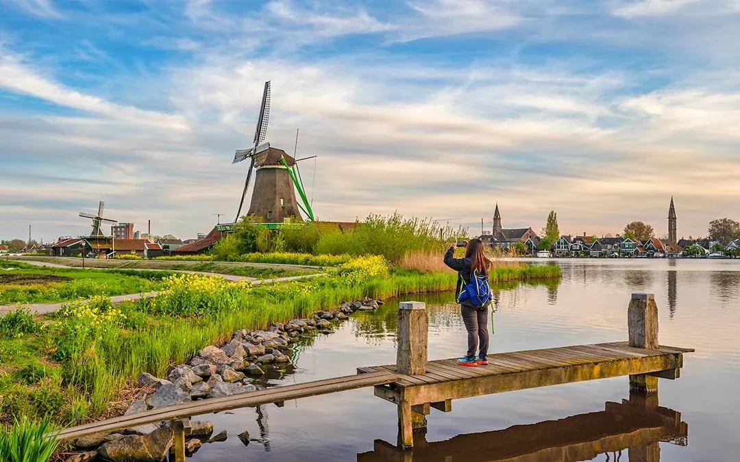 From Amsterdam: Zaanse Schans & Cheese Tasting Self-Guided Tour Image 1