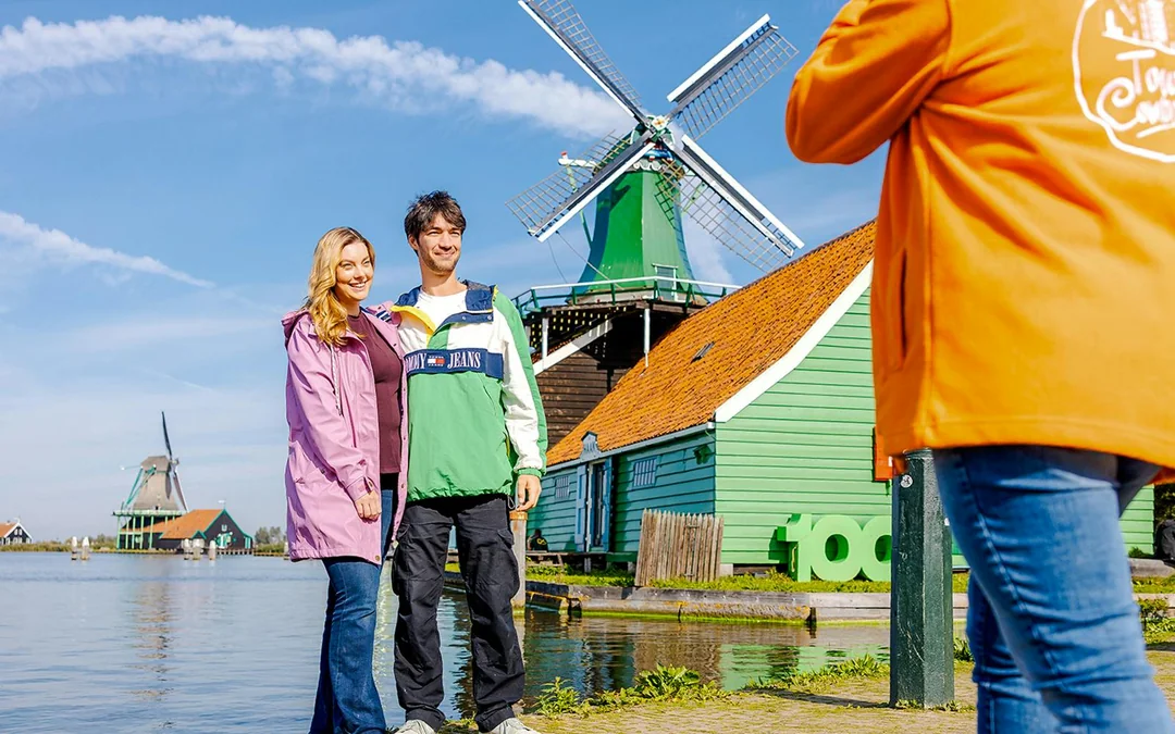 From Amsterdam: Zaanse Schans and Volendam Guided Tour Image 1