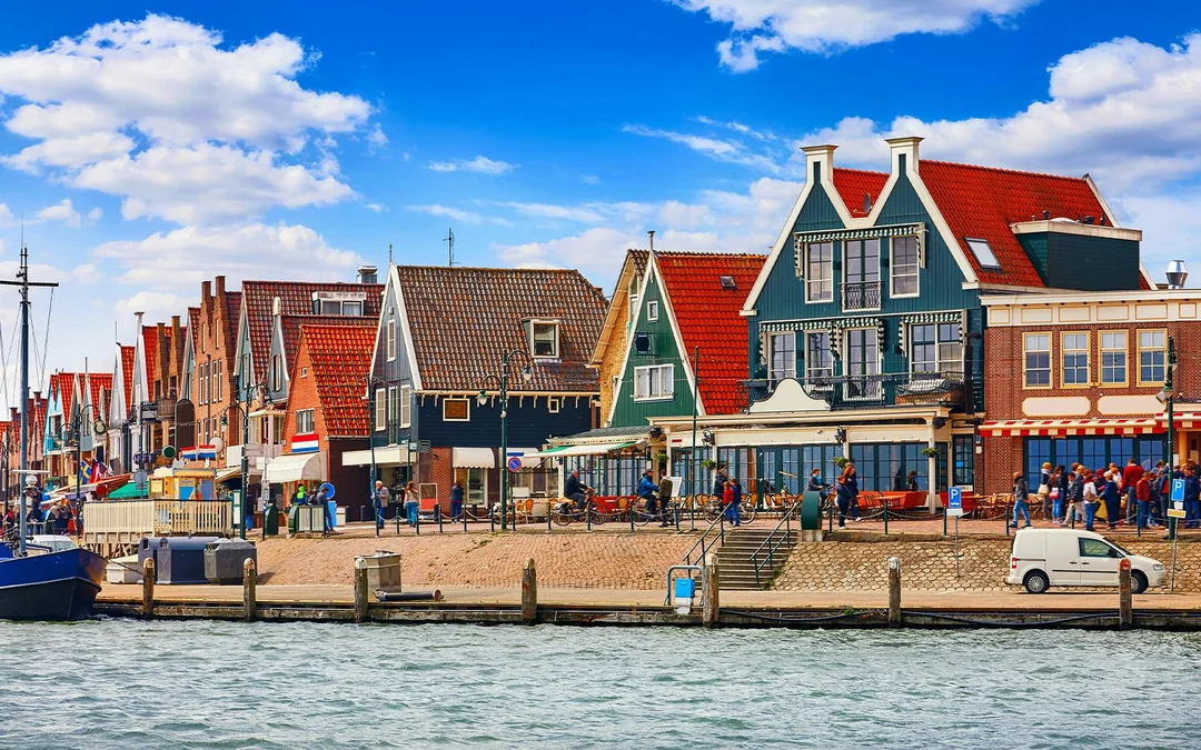 From Amsterdam: Zaanse Schans and Volendam Guided Tour Image 4