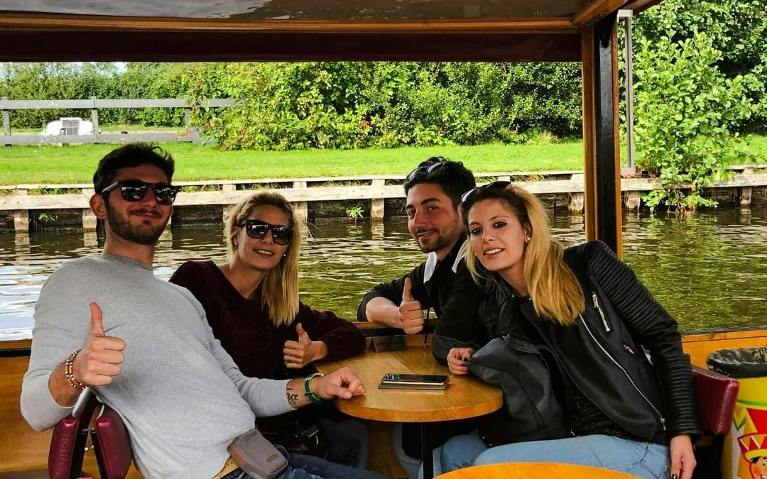 From Amsterdam: Zaanse Schans, Volendam & Giethoorn Full-Day Tour Image 10
