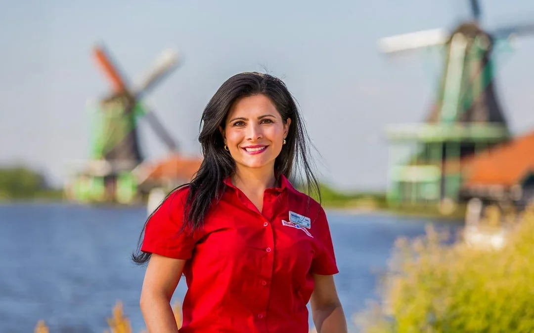 From Amsterdam: Zaanse Schans, Volendam, and Marken Guided Tour Image 2