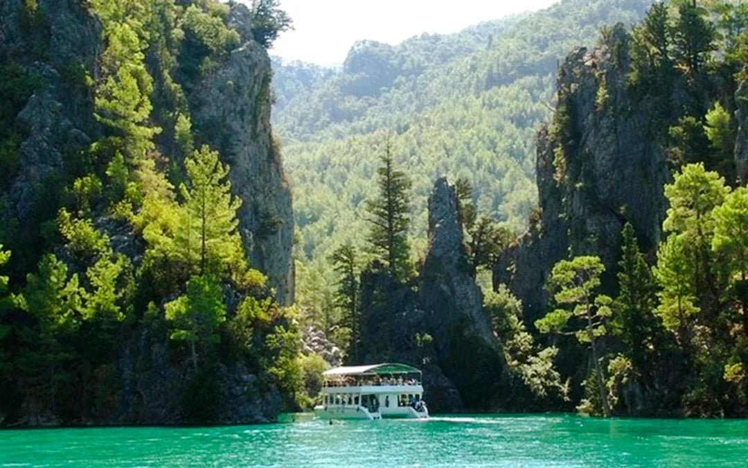 From Antalya: Green Canyon Boat Tour With Lunch, Soft Drinks and Round-Trip Hotel Transfers Image 6