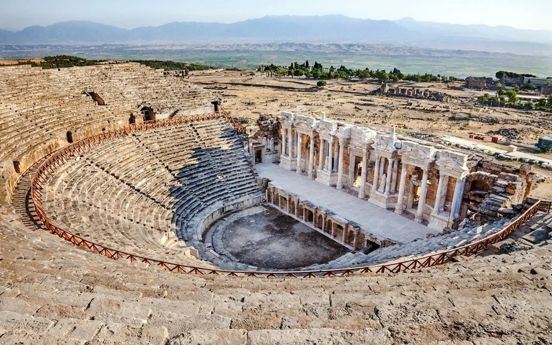 From Antalya or Kemer: Pamukkale and Hierapolis Guided Day Trip with Lunch Image 6