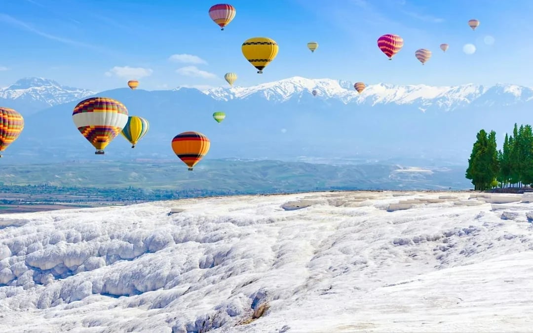 From Antalya: Pamukkale Day Trip with Lunch and Hotel Transfers Image 5