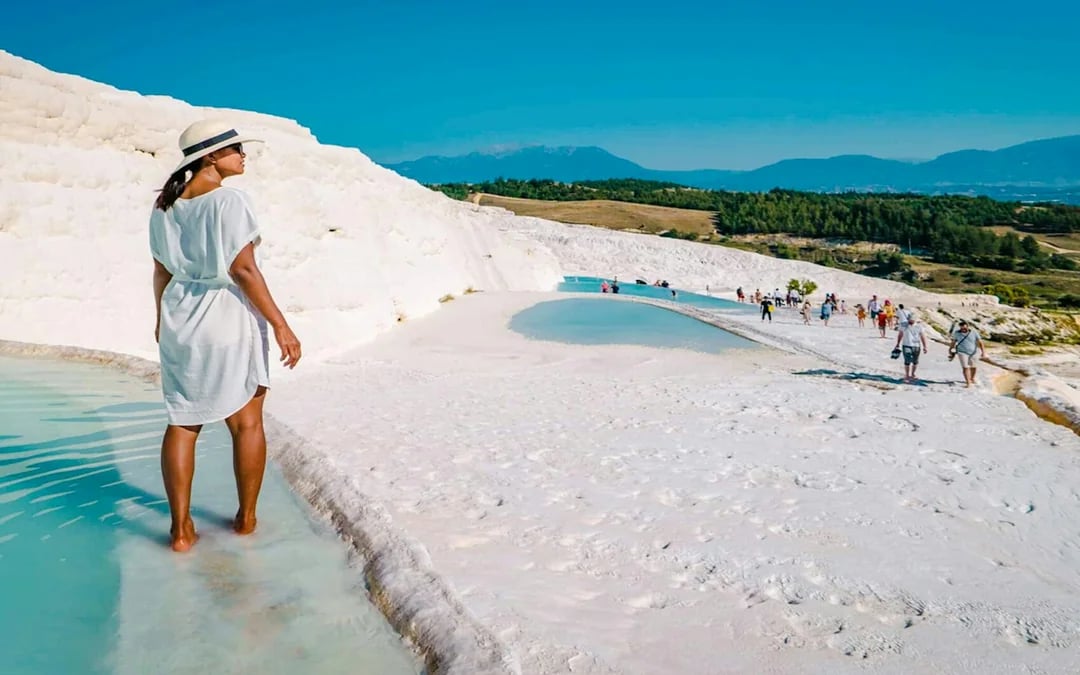 From Antalya: Pamukkale Day Trip with Lunch and Hotel Transfers Image 9