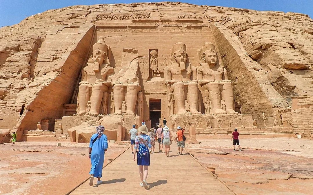 From Aswan: 4-Day Nile Cruise with Luxor Hot-Air Balloon Ride & Abu Simbel Visit Image 6