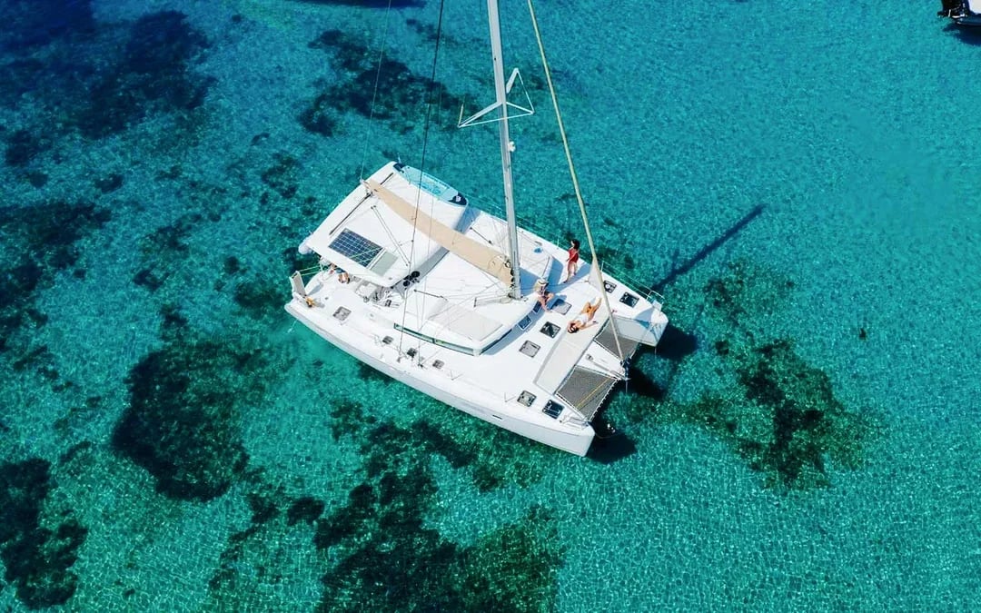 From Athens: Catamaran Cruise along Athens Riveria with Lunch & Wine Image 2