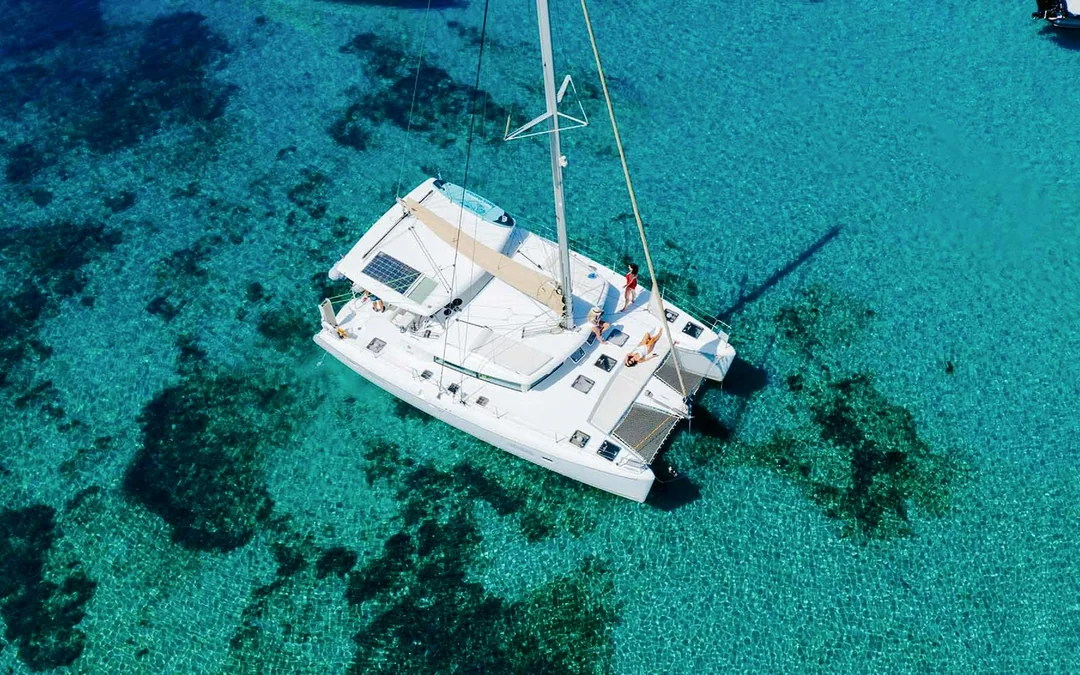 From Athens: Catamaran Cruise along Athens Riveria with Lunch & Wine Image 2