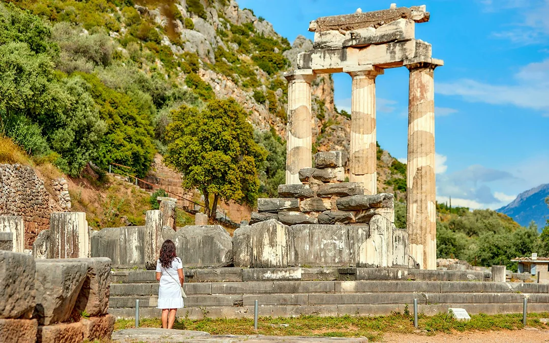 From Athens: Day Trip to Delphi Site & Museum Image 2
