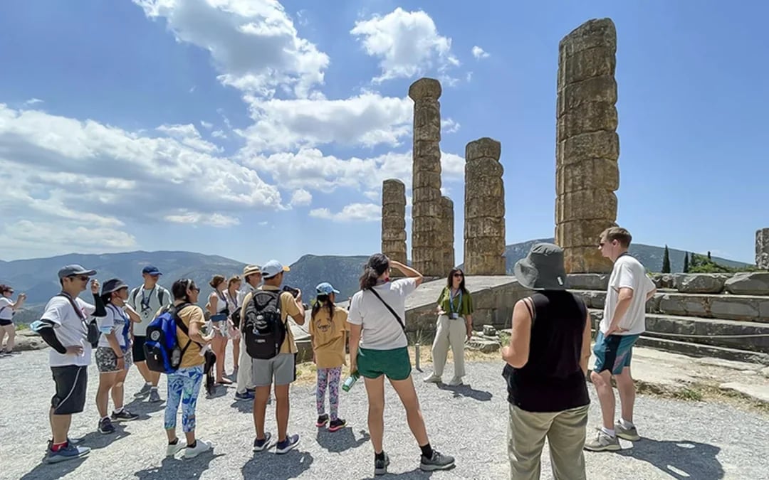 From Athens: Delphi & Arachova Day Tour with Expert Guide & Entry Tickets Image 8