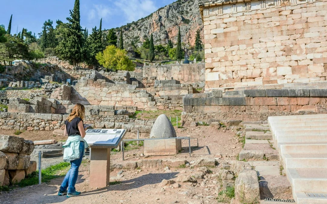 From Athens: Delphi Archaeological Site & Museum Private Day Trip  Image 7