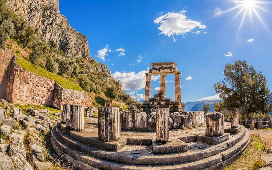 From Athens: Delphi Virtual Reality Audio Guided Tours with Tickets & Transfers Image 1