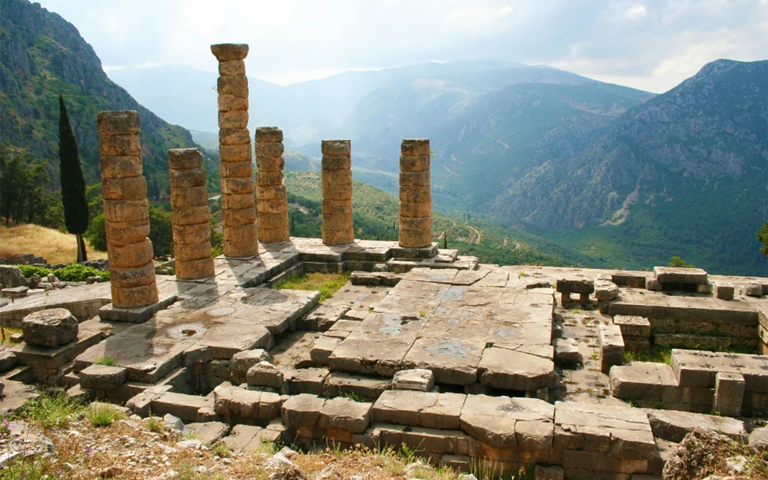 From Athens: Delphi Virtual Reality Audio Guided Tours with Tickets & Transfers Image 2