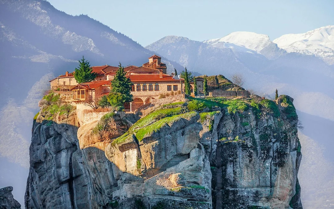 From Athens: Meteora Monasteries & Caves Full-Day Trip with Lunch Image 3
