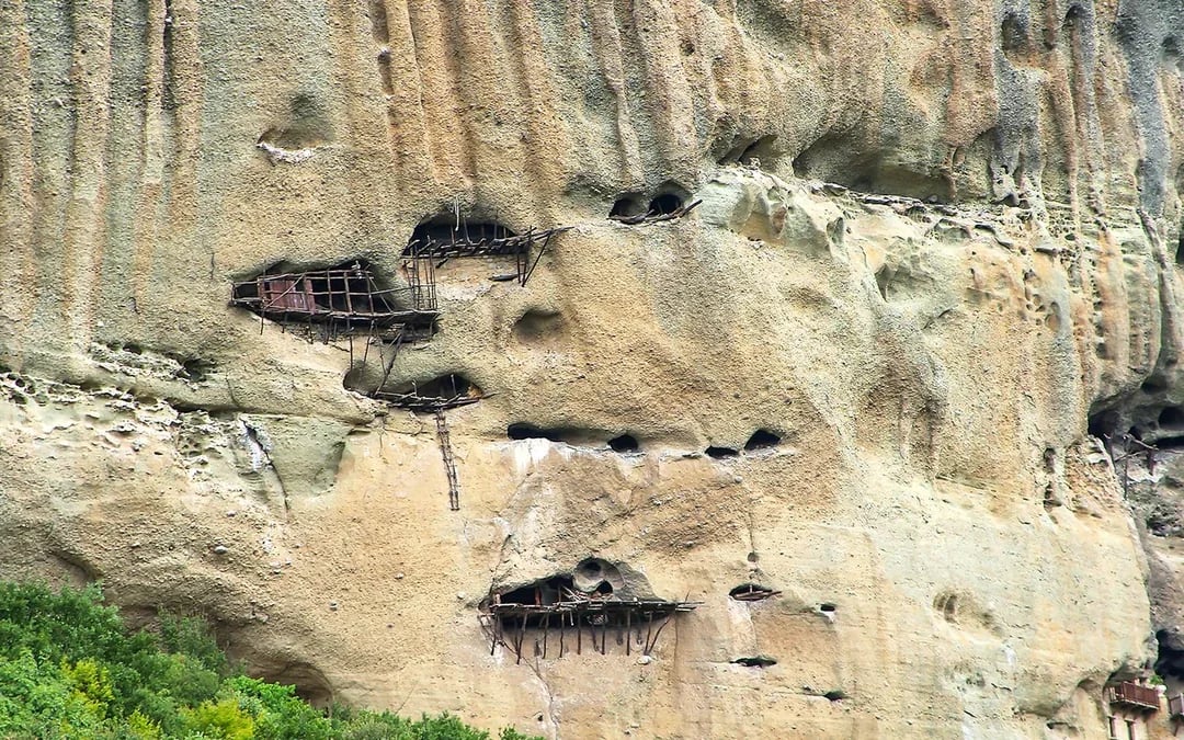 From Athens: Meteora Monasteries & Caves Full-Day Trip Image 6
