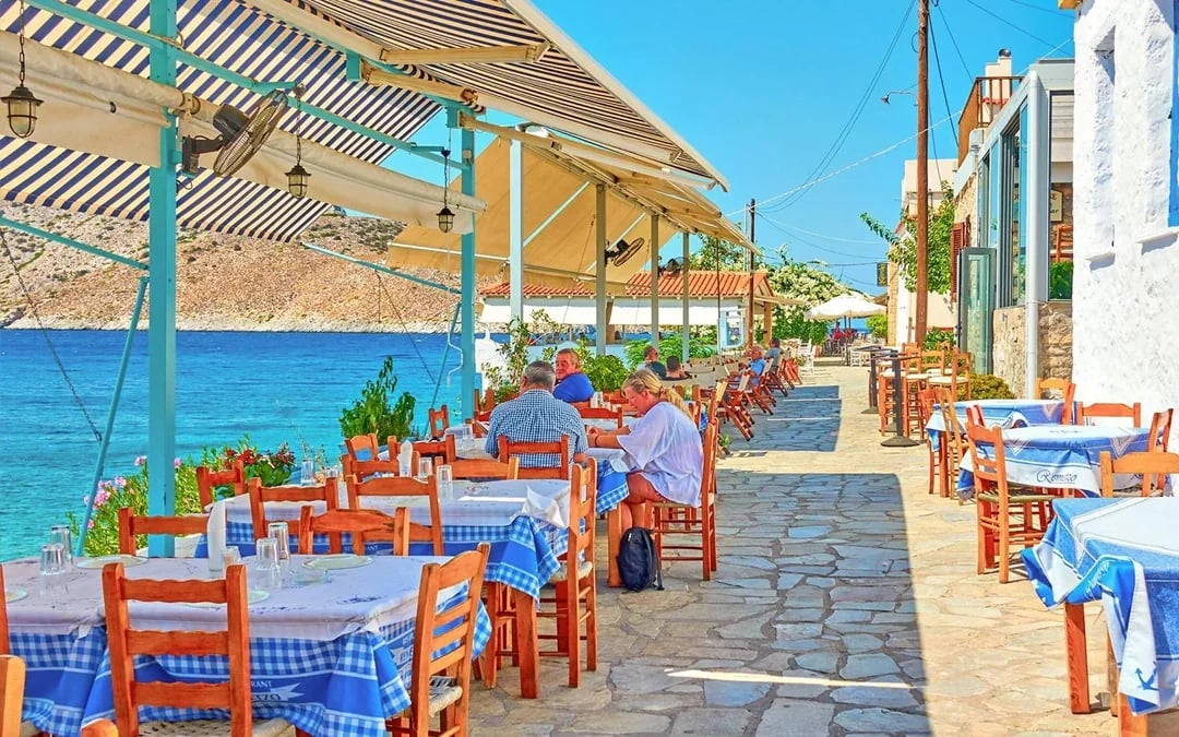 From Athens: Metopi, Agistri & Aegina Islands Full-Day Cruise with Lunch & Drinks Image 9