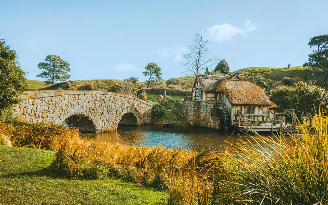 From Auckland: Hobbiton Movie Set Tour with Festive Banquet Lunch Image 8