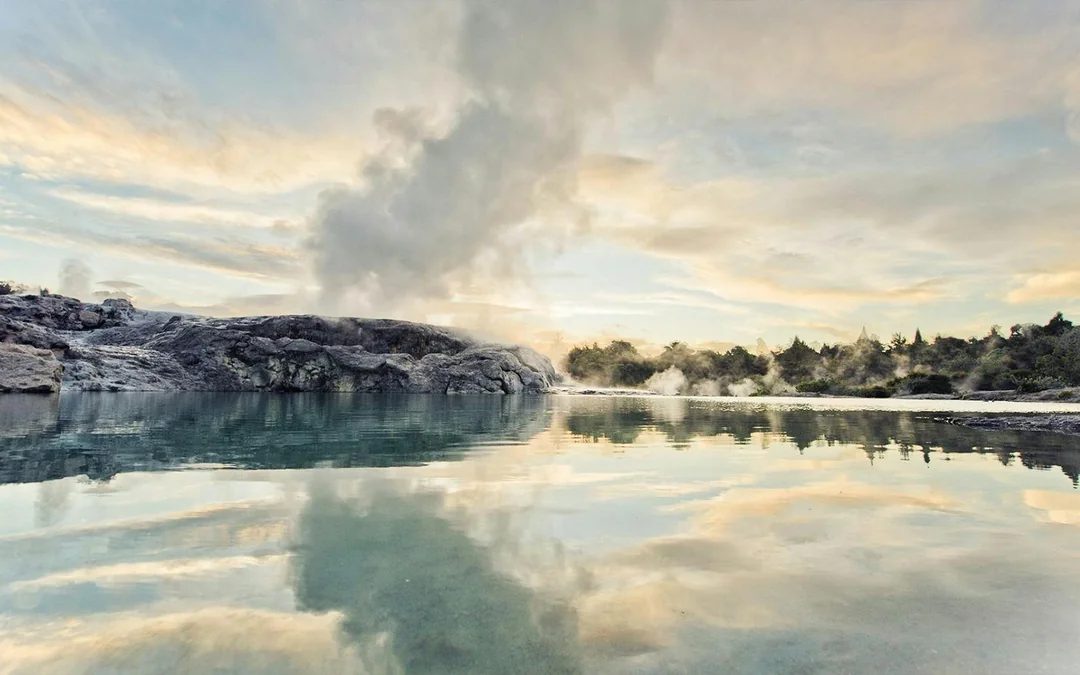 From Auckland: Waitomo Caves, Rotorua & Te Puia Guided Tour Image 4