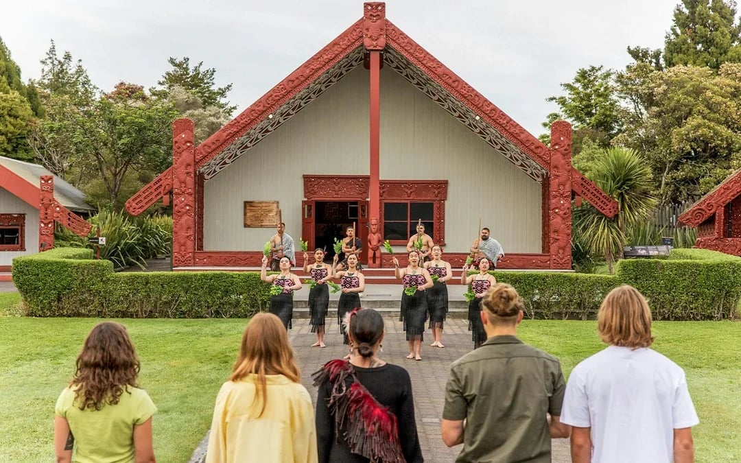 From Auckland: Waitomo Caves, Rotorua & Te Puia Guided Tour Image 6