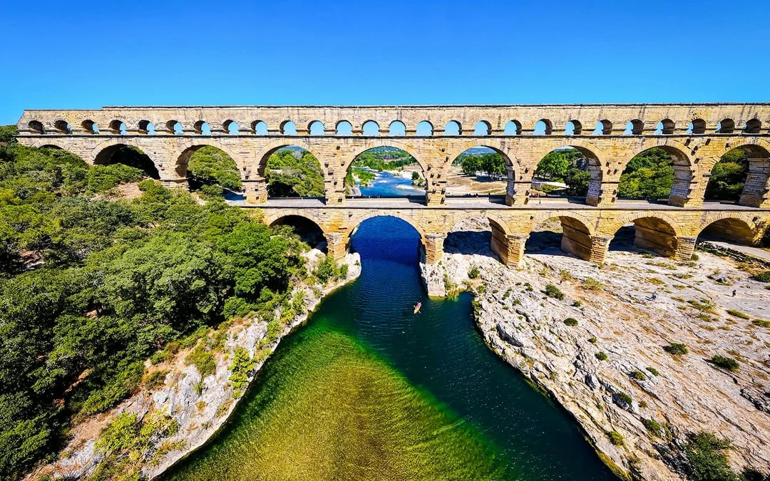 From Avignon: Saint-Rémy-de-Provence, Les Baux-de-Provence & Pont du Gard Image 3