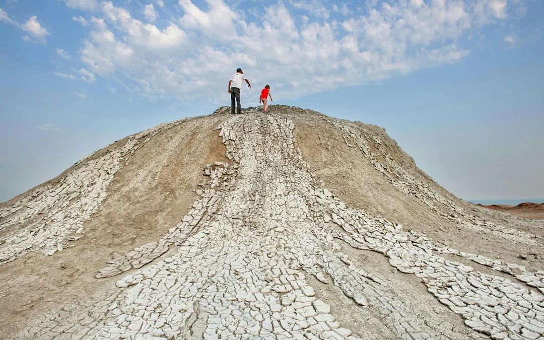 From Baku: Gobustan & Absheron Guided Day Tour with Historical Sites & Nature Highlights Image 3