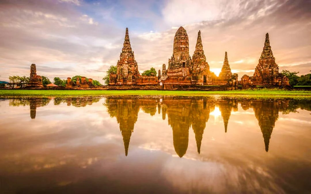 From Bangkok: Ayutthaya Historical Park & Lopburi Monkey Temple Private Day Trip Image 5