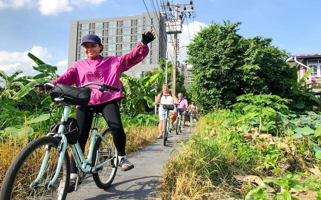 From Bangkok: Backstreets and Hidden Gems Half-Day Guided Bike Tour
Image 2