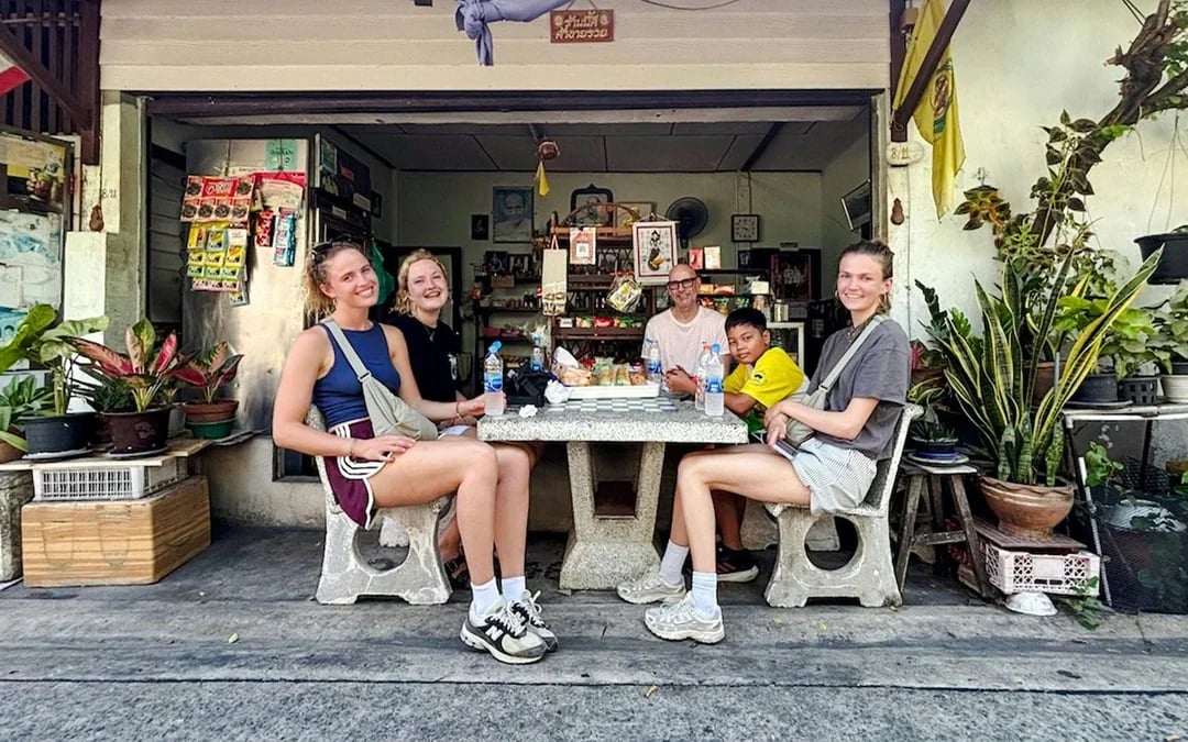 From Bangkok: Backstreets and Hidden Gems Half-Day Guided Bike Tour
Image 3