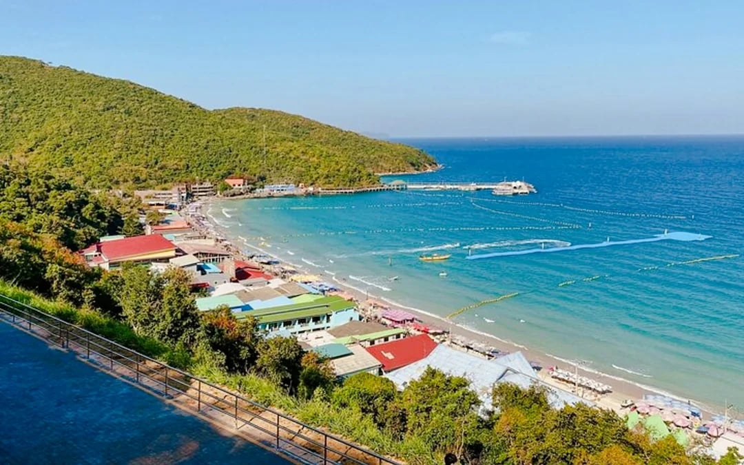 From Bangkok: Koh Larn Coral Island and Art in Paradise Pattaya Day Trip Image 5