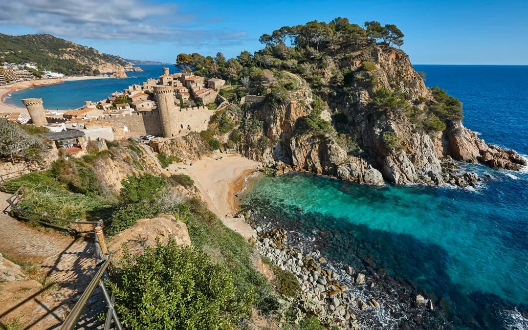 From Barcelona: Girona & Tossa de Mar Day Trip Image 7