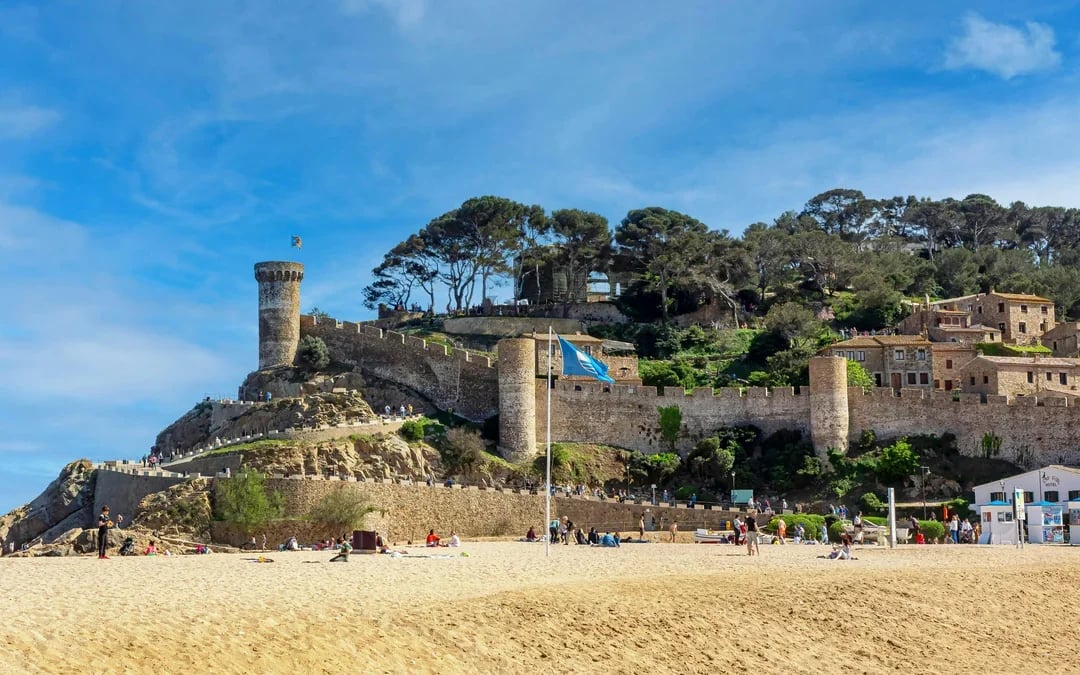 From Barcelona: Girona & Tossa de Mar Day Trip Image 10