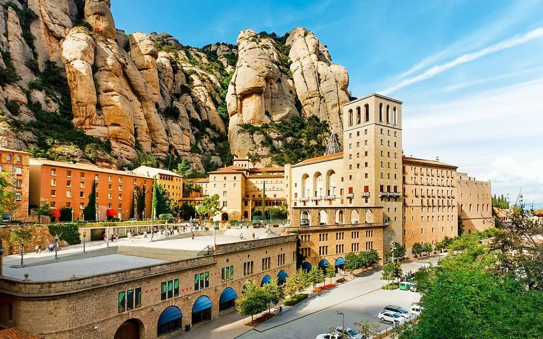 From Barcelona: Montserrat, Girona & Costa Brava Day Trip Image 3