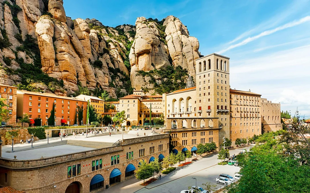 From Barcelona: Montserrat, Girona & Costa Brava Day Trip Image 3