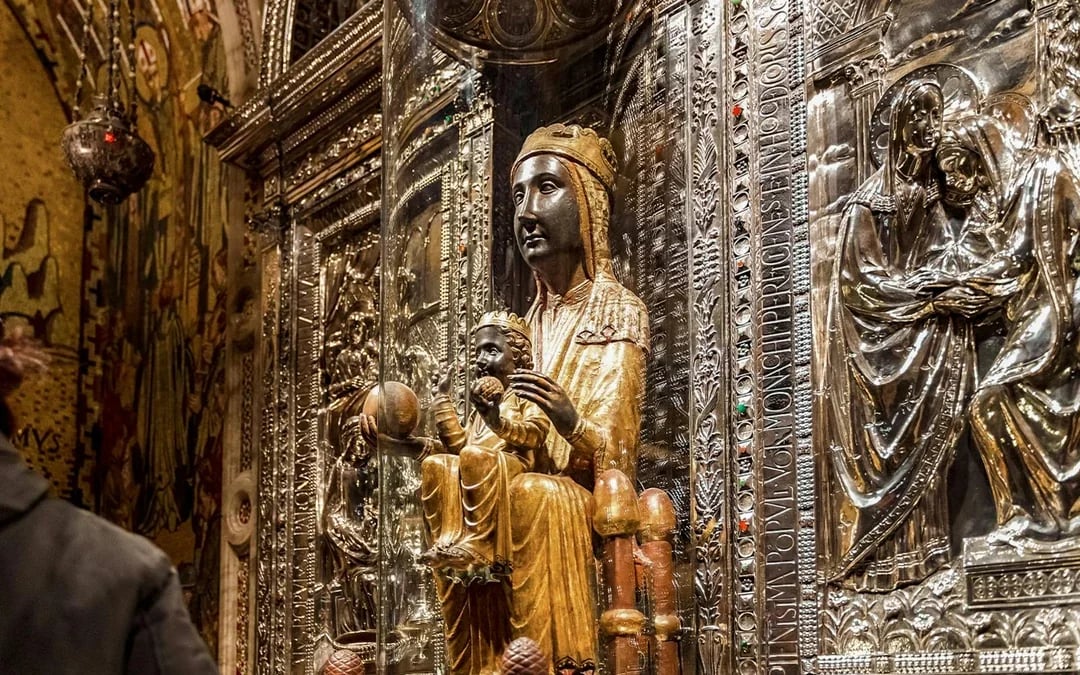 From Barcelona: Montserrat Monastery & Black Madonna With Train Tickets & Audio Guide  Image 4