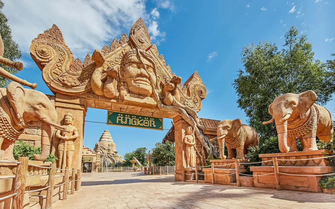 From Barcelona: PortAventura Park Day Trip with Tickets Image 4
