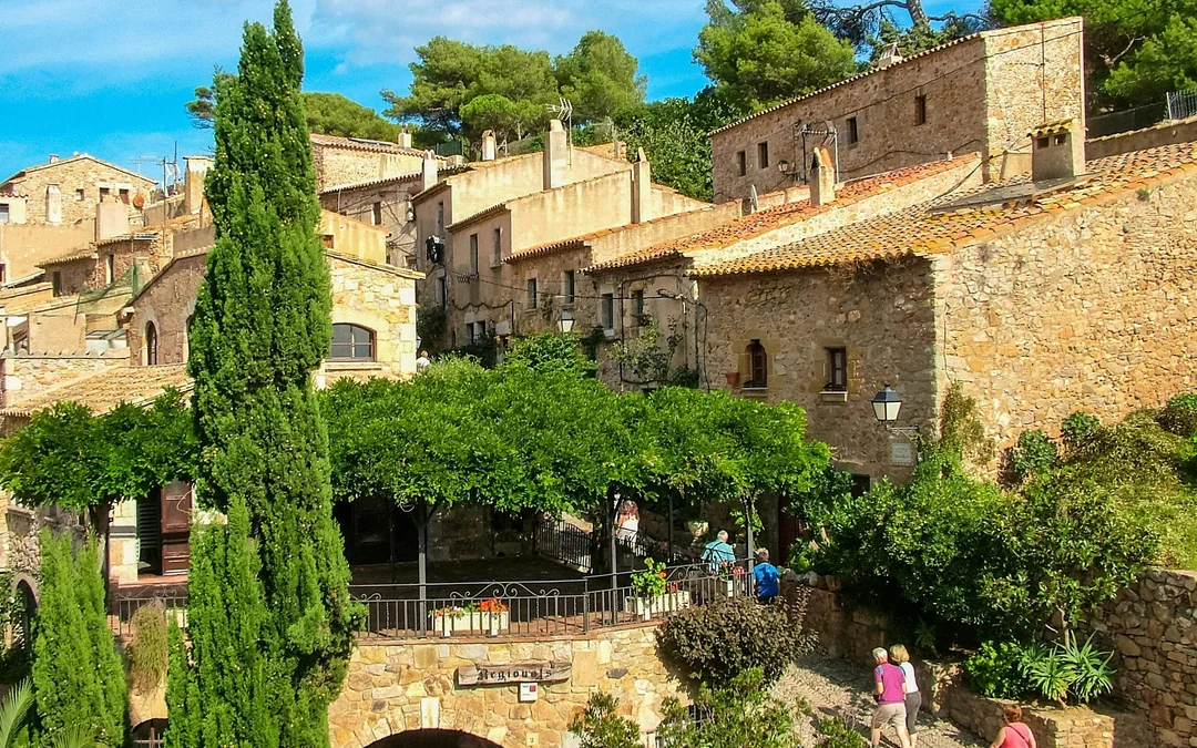 From Barcelona: Tossa de Mar Day Trip with Coastal Walk, Swim & Lunch Image 3