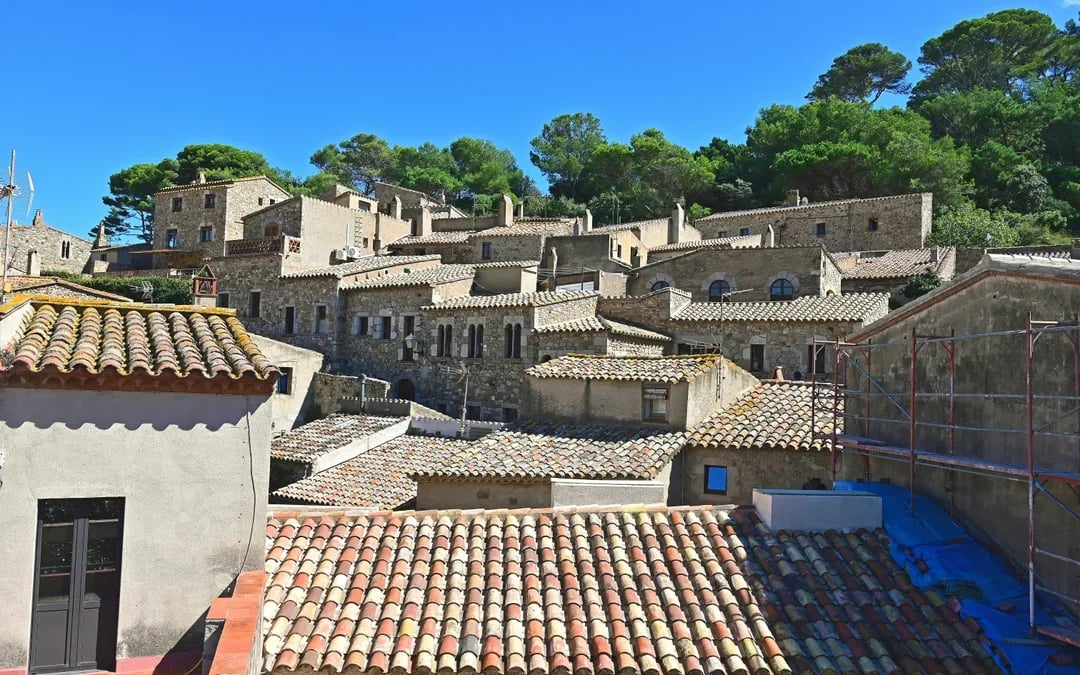 From Barcelona: Tossa de Mar Day Trip with Coastal Walk, Swim & Lunch Image 6