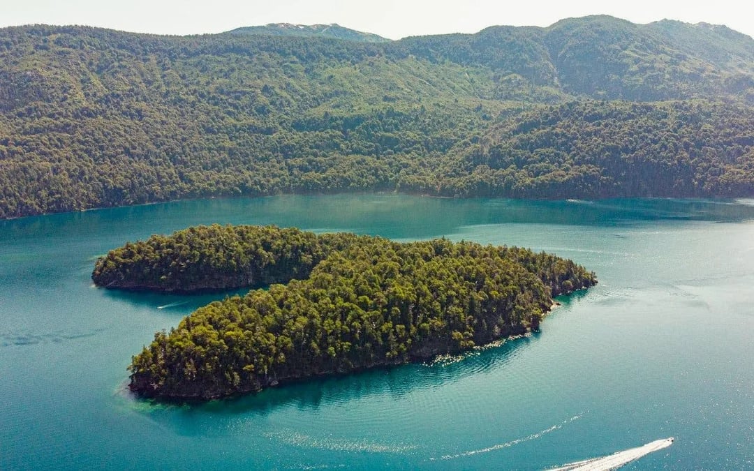 From Bariloche: Cerro Tronador Full-Day Tour Image 2