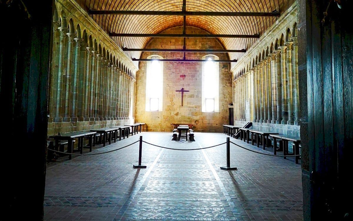 From Bayeux: Small-Group Guided Tour to Mont-Saint-Michel with Transfers and Abbey Entry Image 4