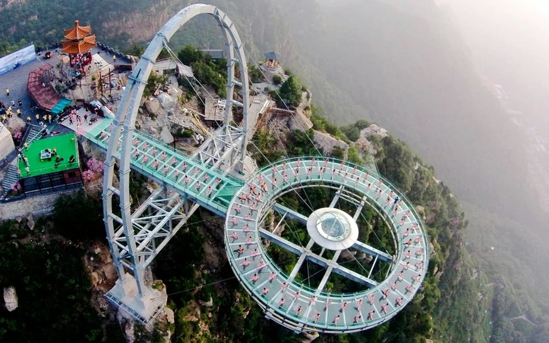 From Beijing: Private Round-Trip Transfer to Shilinxia Scenic Area with Hotel Pickup and Drop-Off Image 3