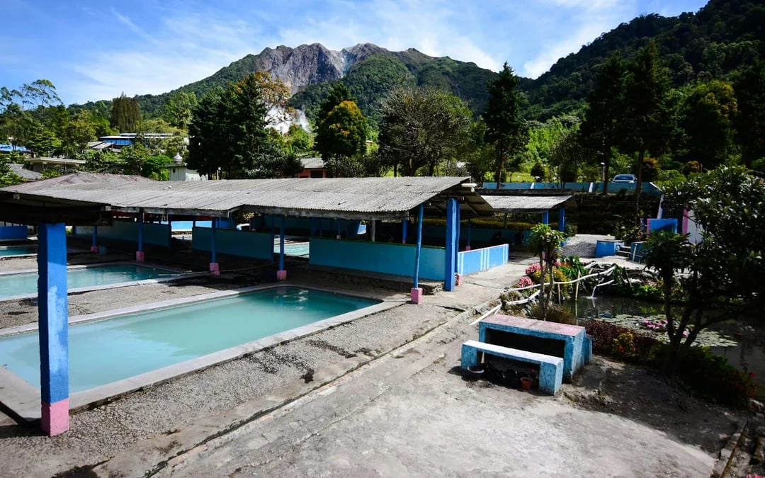 From Berastagi: Mount Sibayak Guided Hike with Hot Spring Entry Image 6