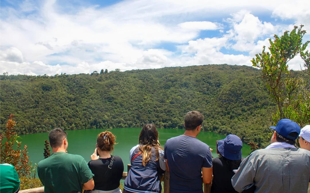 From Bogotá: Salt Cathedral of Zipaquirá and Lake Guatavita Guided Tour Image 6