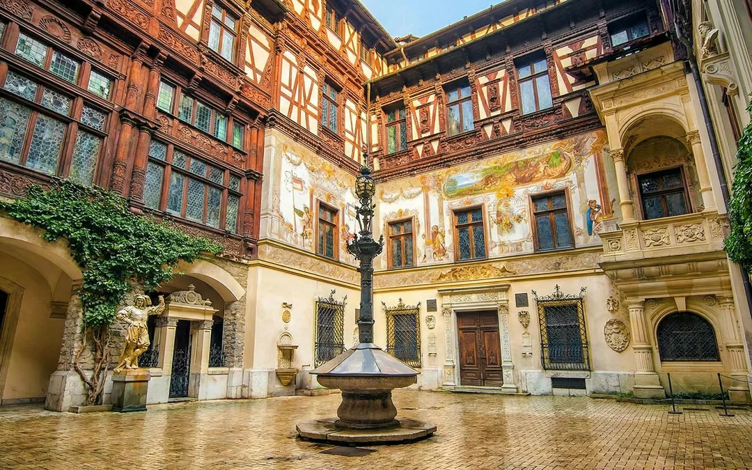 From Brasov: Bran Castle & Rasnov Fortress Tour with Optional Peles Castle Visit Image 10