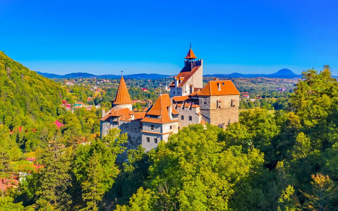 From Bucharest: Bran Castle, Peles Castle & Brasov Full-Day Guided Tour Image 1