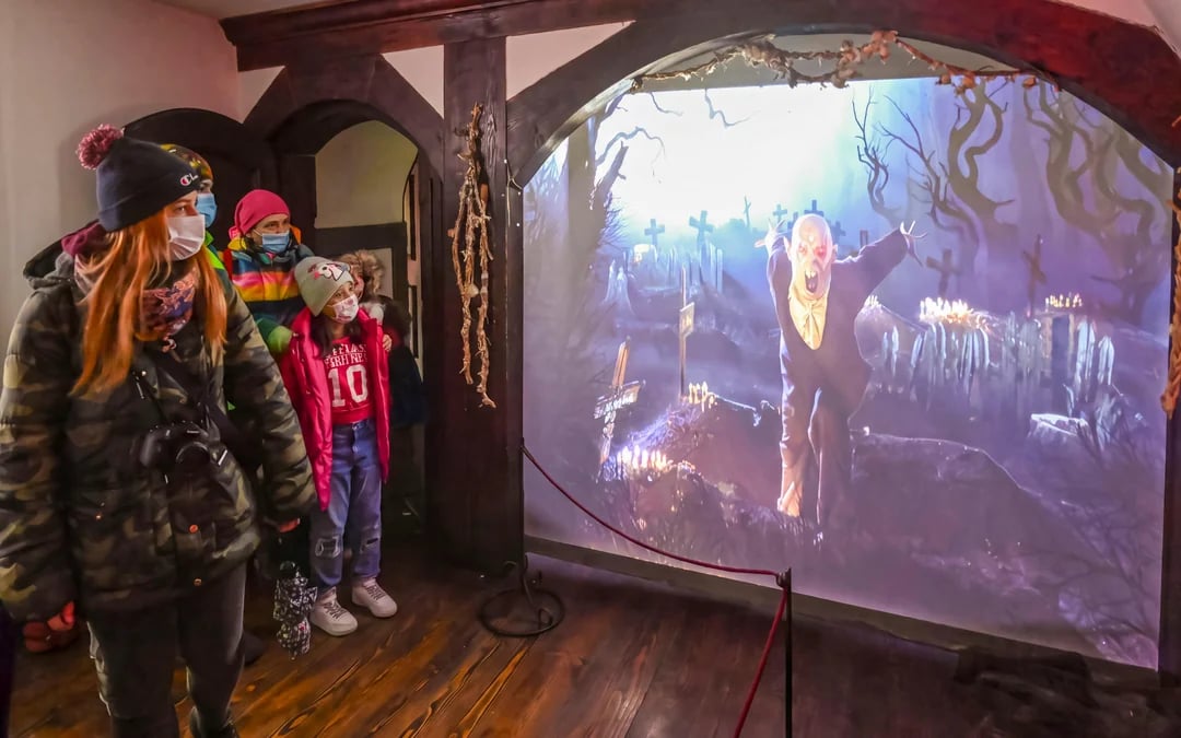 From Bucharest: Dracula’s Castle Halloween Party Image 2