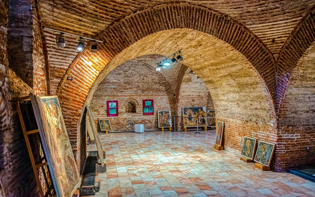 From Bucharest: Mogosoaia Palace & Snagov Monastery (Dracula's Tomb) Day Tour Image 3